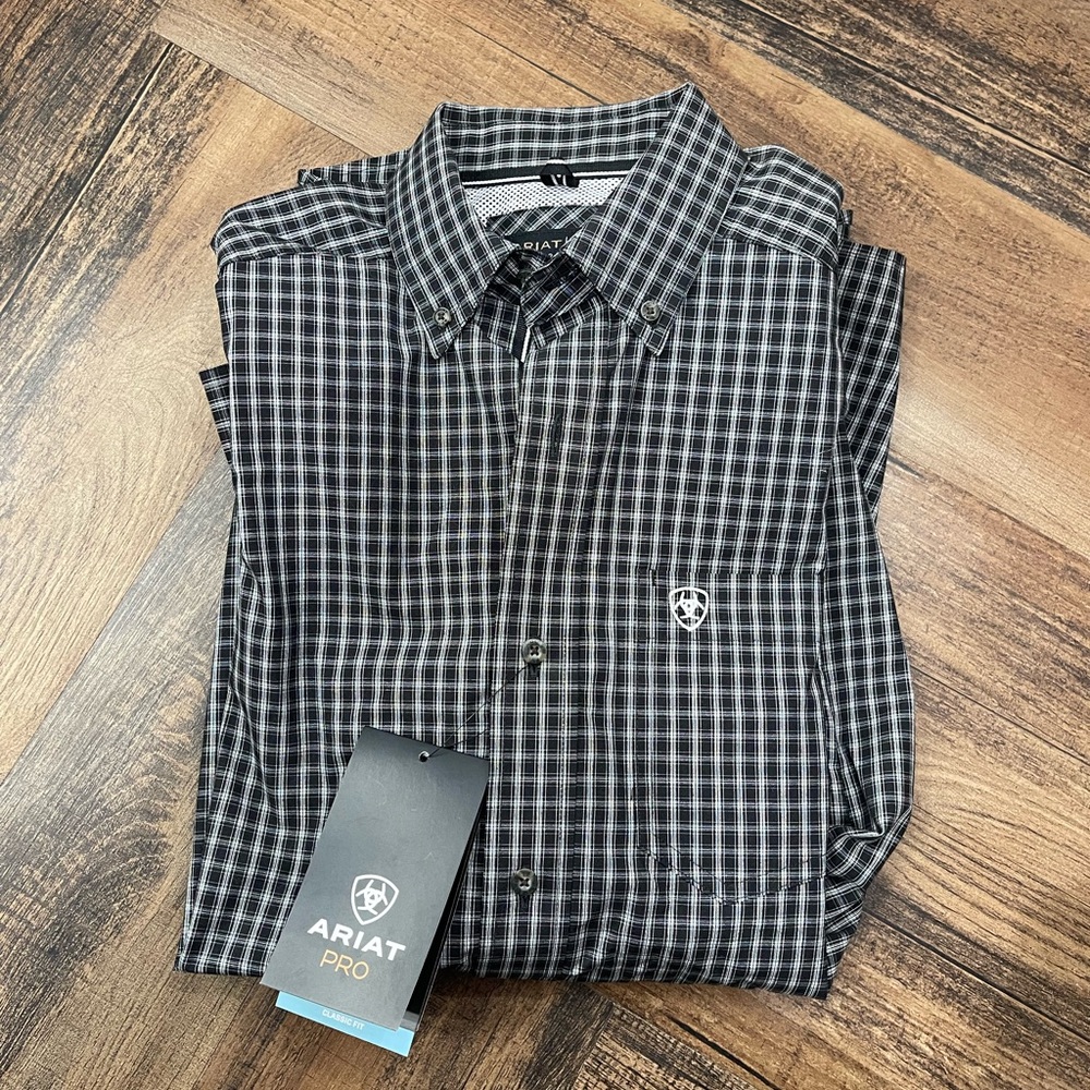 Ariat Men's Black and Gray Checked Button-Down Shirt
